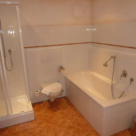 Alpen Glueck Schloessl Unterm Rain Appartement