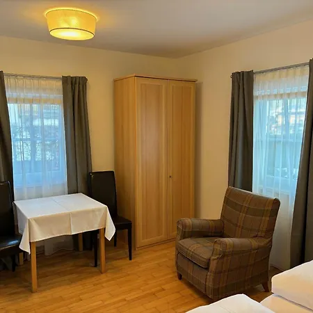 Alpen Glueck Schloessl Unterm Rain Apartmán *